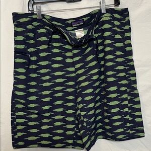 Patagonia Navy & Green Wavefarer Board Shorts size 38